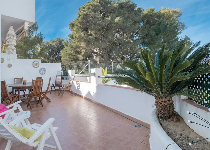 Familiar La Atalaya Apartment *